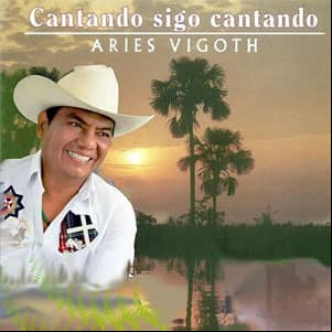 Álbum Cantando Sigo Cantando de Aries Vigoth 