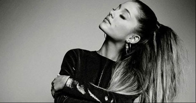 Ariana Grande tuvo un accidente automovilístico