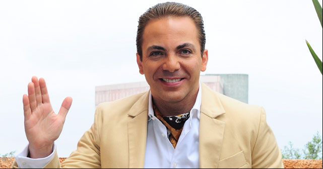 Cristian Castro presentó a su novia