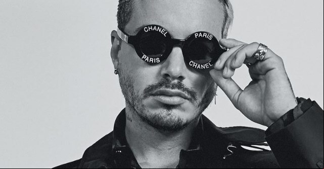 J Balvin se muestra con “pelo lacio” y una “nariz casi operada” (+VIDEO)