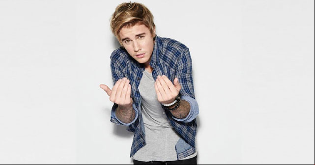 Justin Bieber lanza perfume femenino