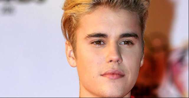Justin Bieber lanza línea de ropa junto a XKarla