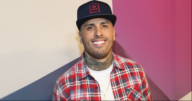Nicky Jam comparte divertido vídeo vendiendo frutas (+VÍDEO)