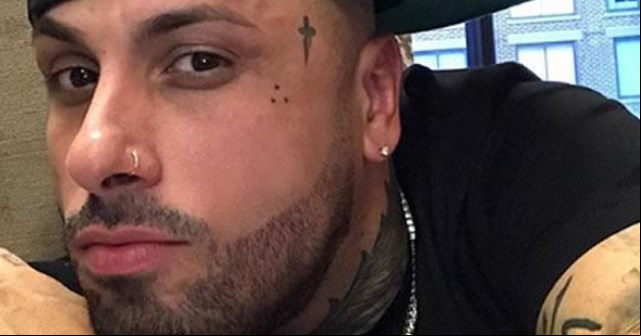 Mira que personajes de los Looney Tunes se tatuó Nicky Jam