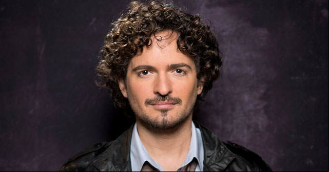 Tommy Torres debuta con 