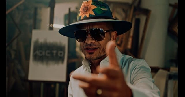 Omar Acedo promociona su tema <em>“Adicto”</em>