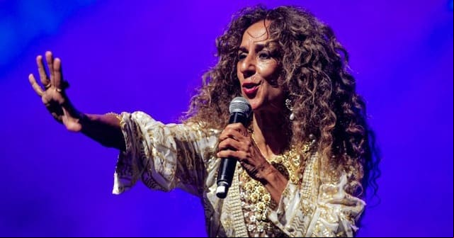 Rosario Flores coronó un gran concierto en Caracas